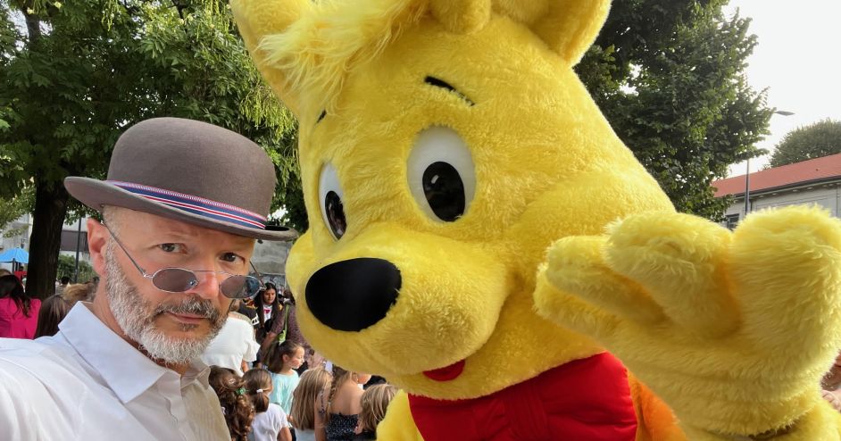 Billy Bolla per l’inaugurazione di Piazza Belloveso (MI) con Haribo e Pao